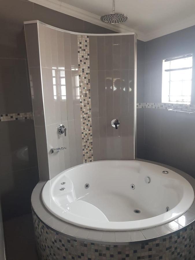Terrace Lofts Hotel Standerton Exterior foto